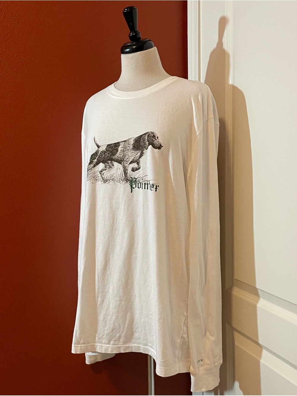J Crew Men’s White‎ Long Sleeve Pointer Dog Crewneck Lightweight Cotton Shirt